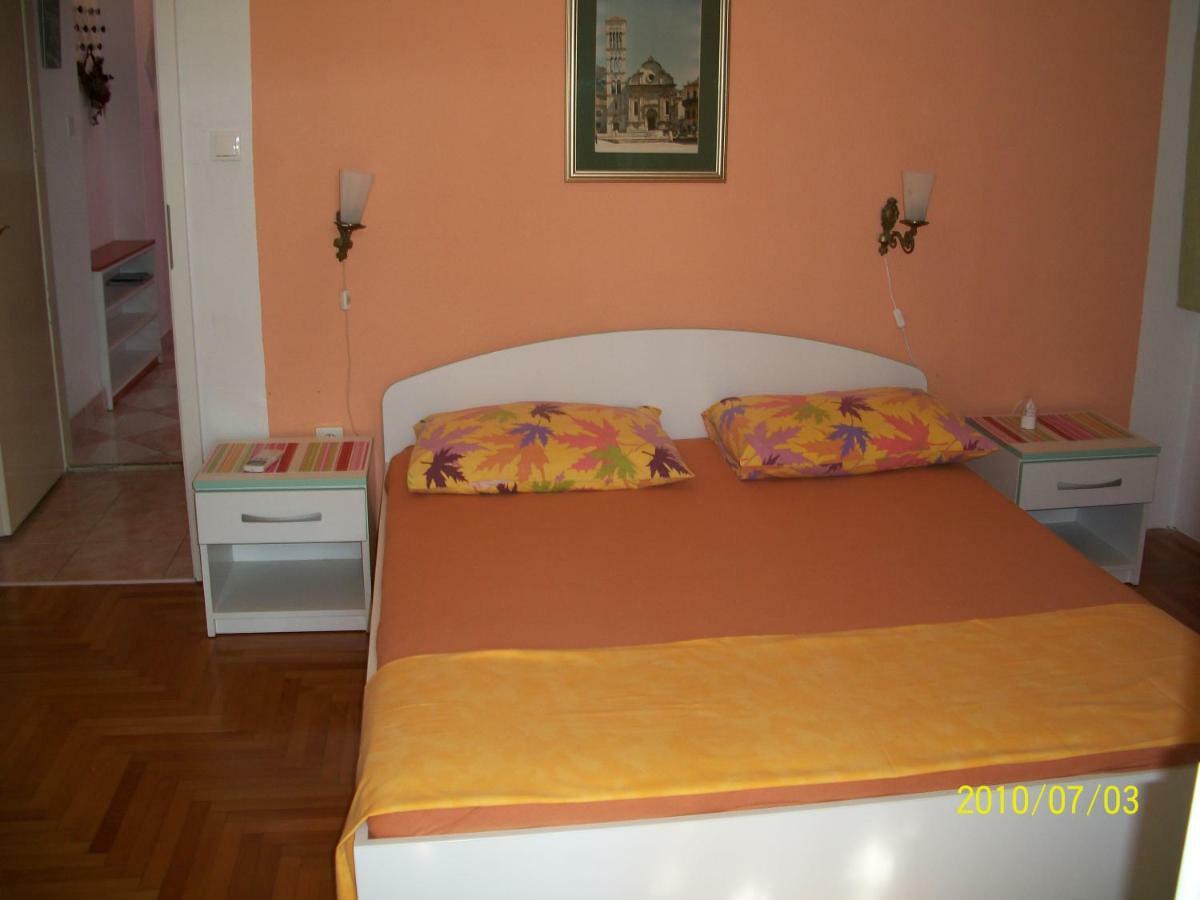 Gjestgiverier Surlin Hvar Town
